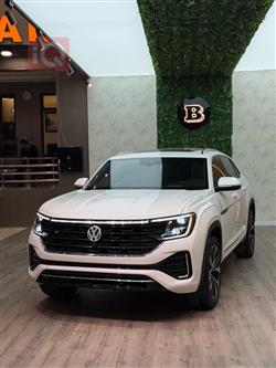 ڤۆڵکسواگن ئەتڵەس کرۆس سپۆرت